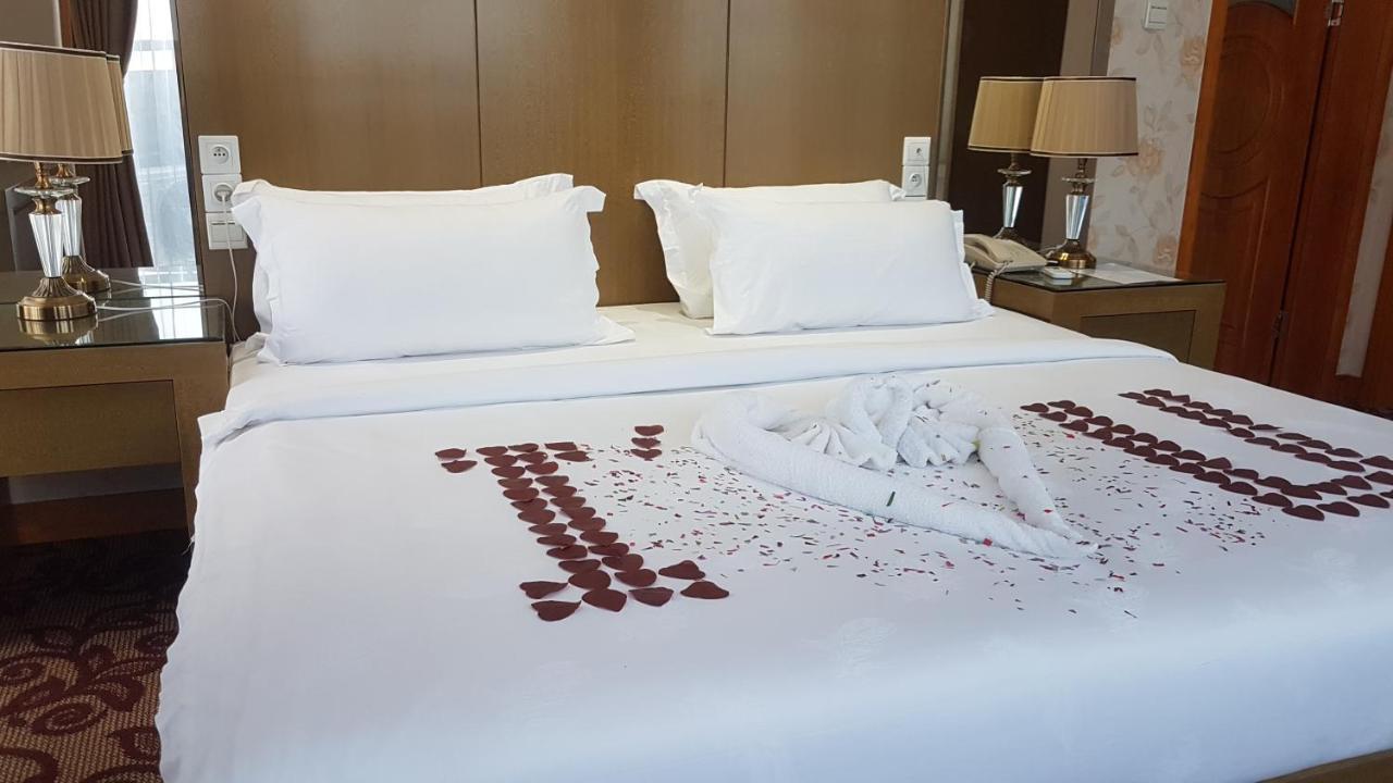 Edmond Hotel Brazzaville Esterno foto